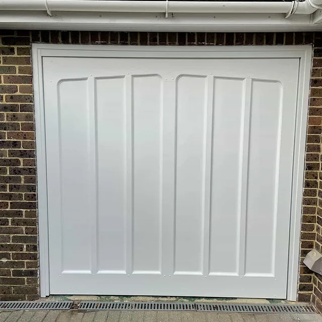 ashtead design in white